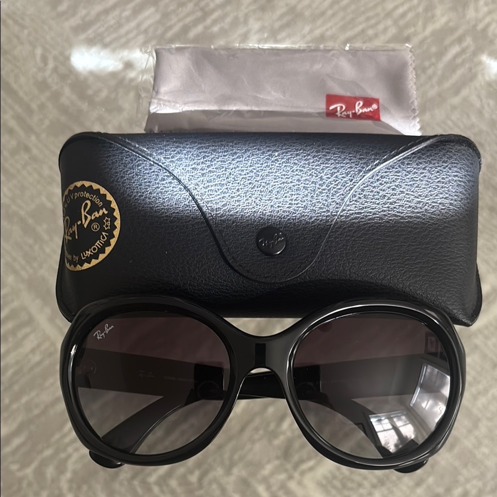 Ray-Ban Rb4191 Non-Polarized Sunglass - Unisex - NWOT